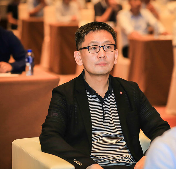 1561703019113853.jpg 陳昕-W.jpg